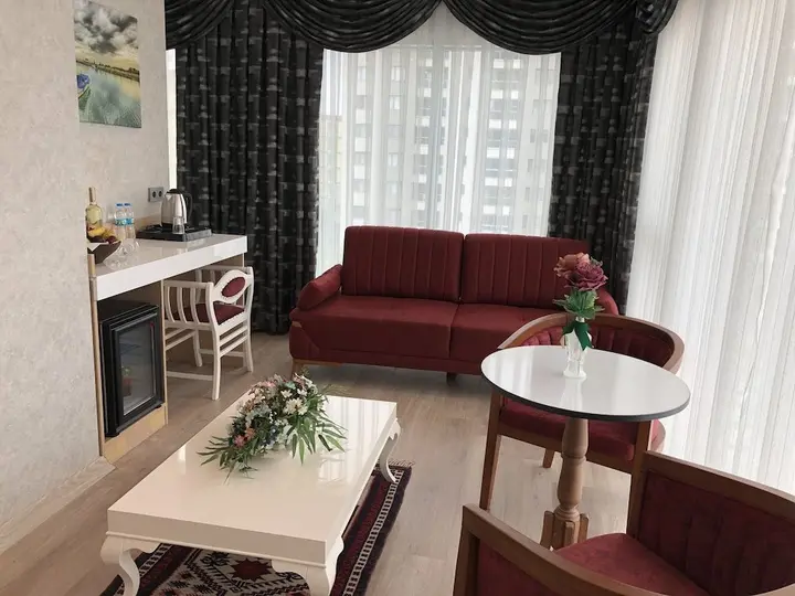 Маниса: Rose Bay Hotel Manisa