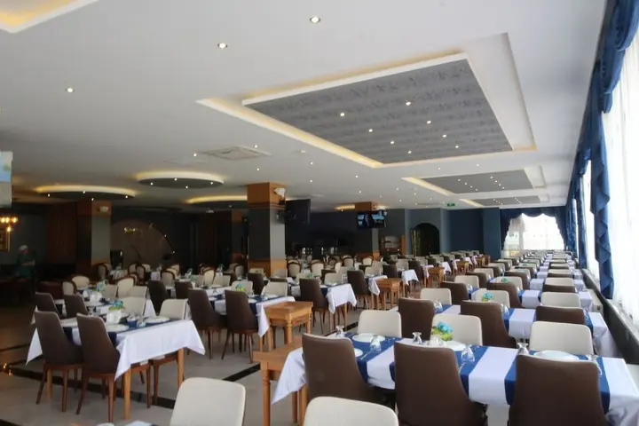 Маниса: Rose Bay Hotel Manisa