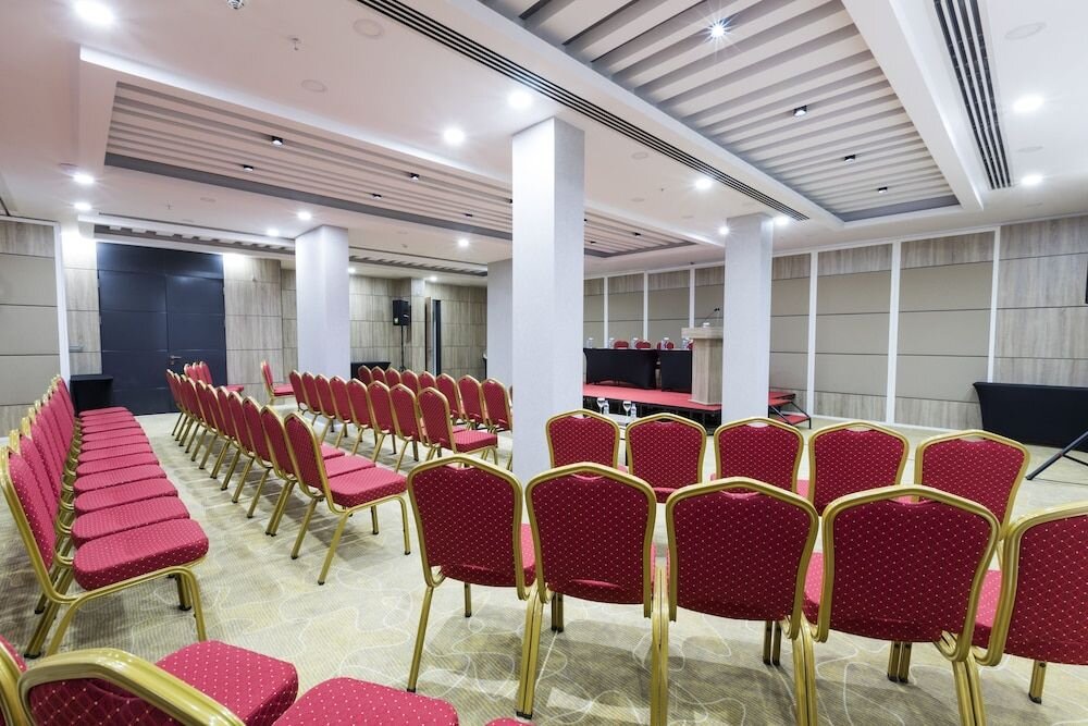 Анкара: Izz Otel