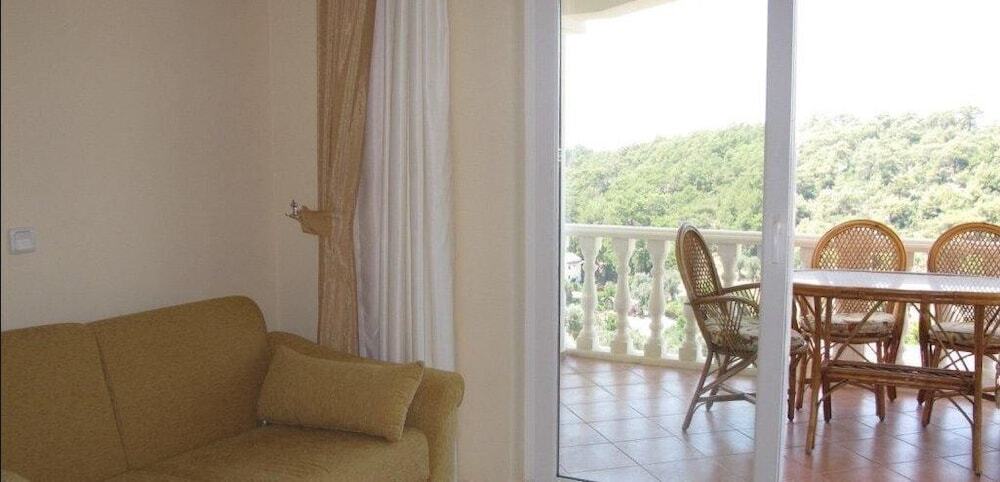 Фетхие: Villa TH20 by JoyLettings
