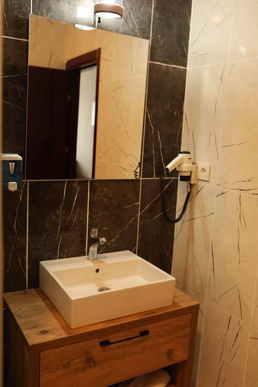 Бююкчекмедже: Marina Park Hotel
