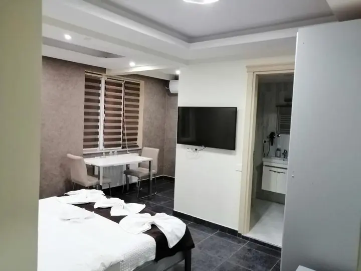 Арнавуткёй: Kilic Motel