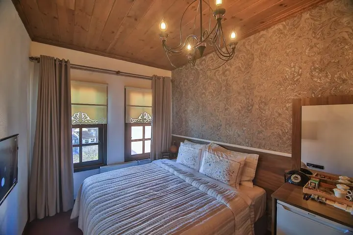 carousel image 3