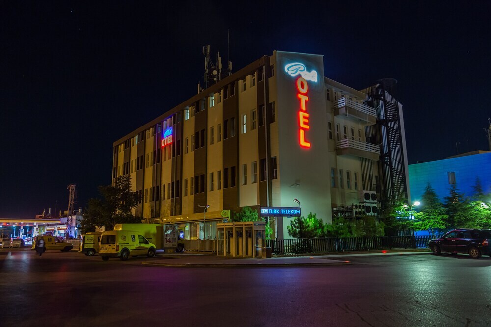 Анкара: Pak Otel