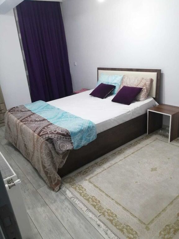 Янык: Papatya Hotel