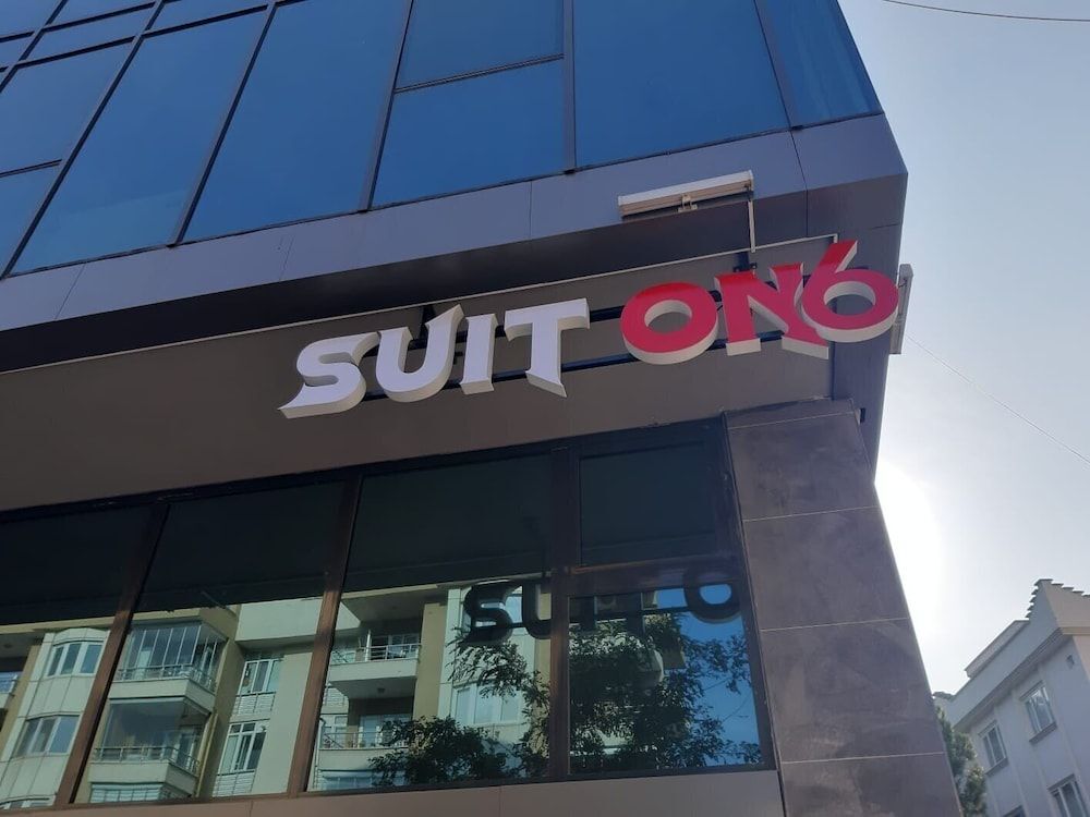 Бурса: Suit ON6