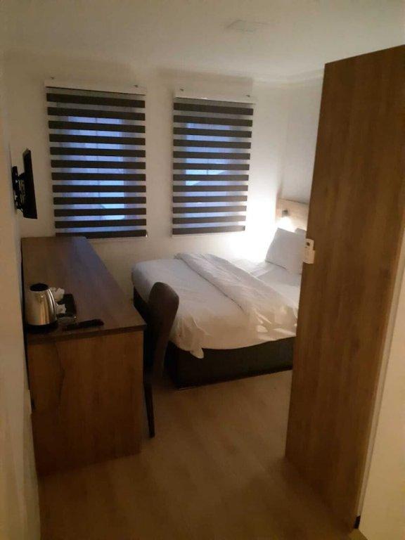 Измит: Tramvay Otel