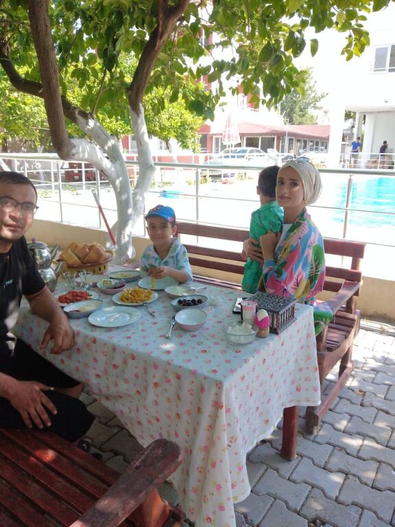 Зейтинбели: Kucuk Aile Pansiyonu