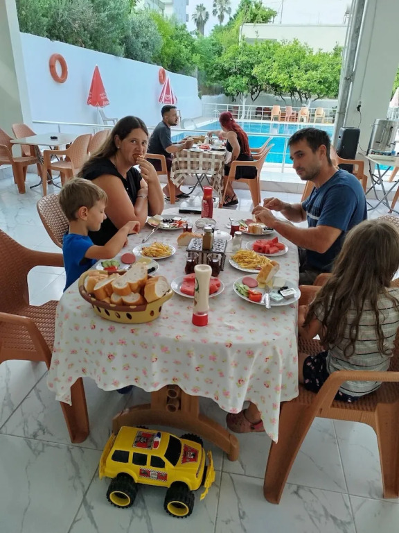 Зейтинбели: Kucuk Aile Pansiyonu