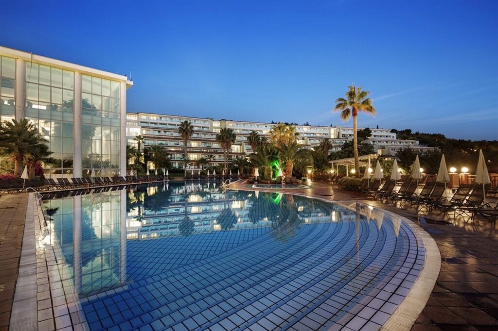 Кушадасы: Pine Bay Holiday Resort