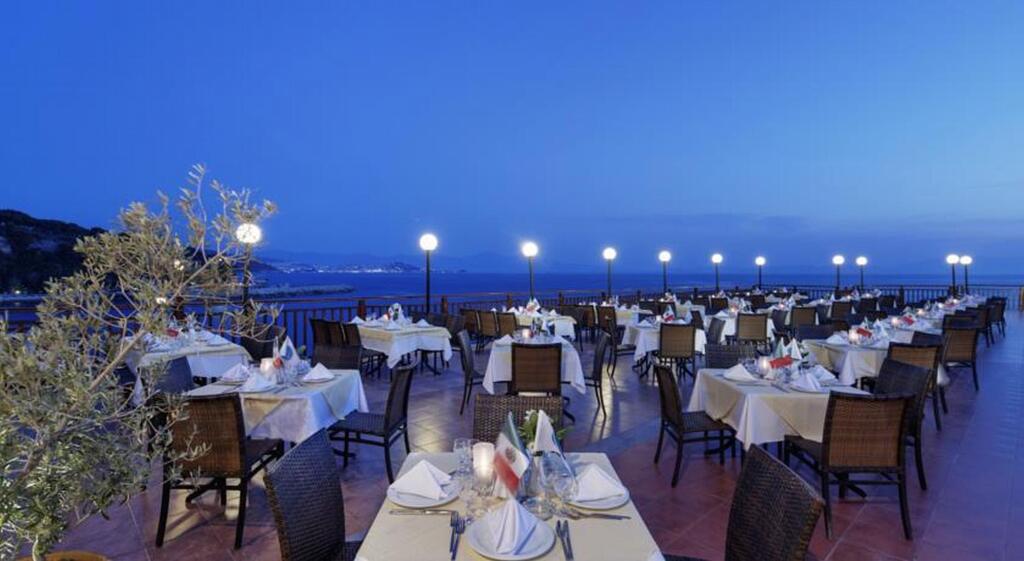 Кушадасы: Pine Bay Holiday Resort