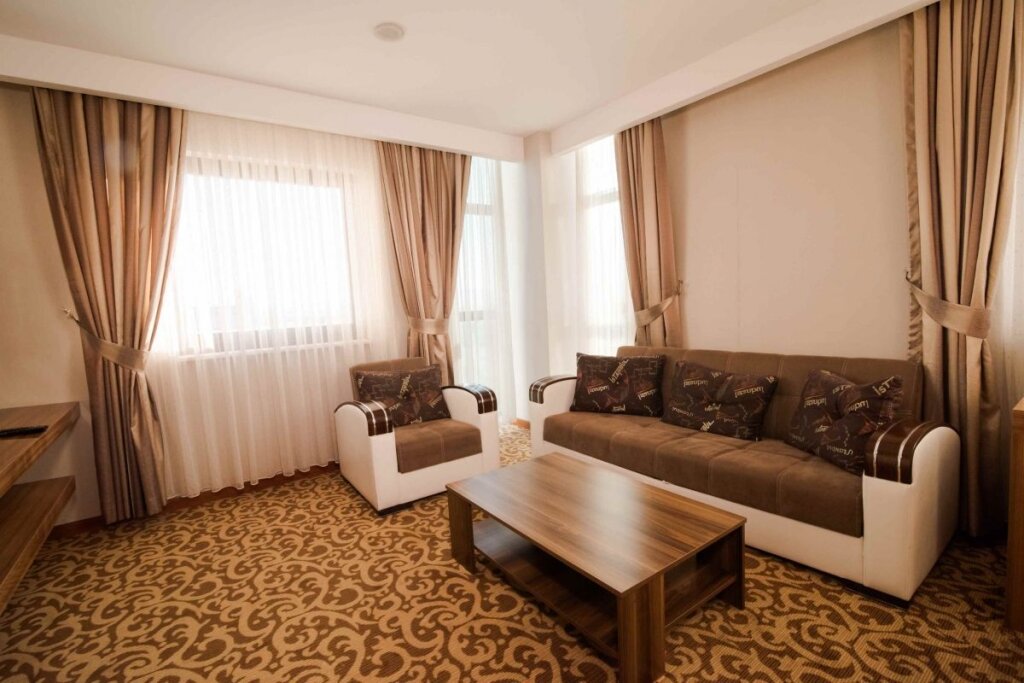 Караман: Grand Hotel And Convention Centre Karaman