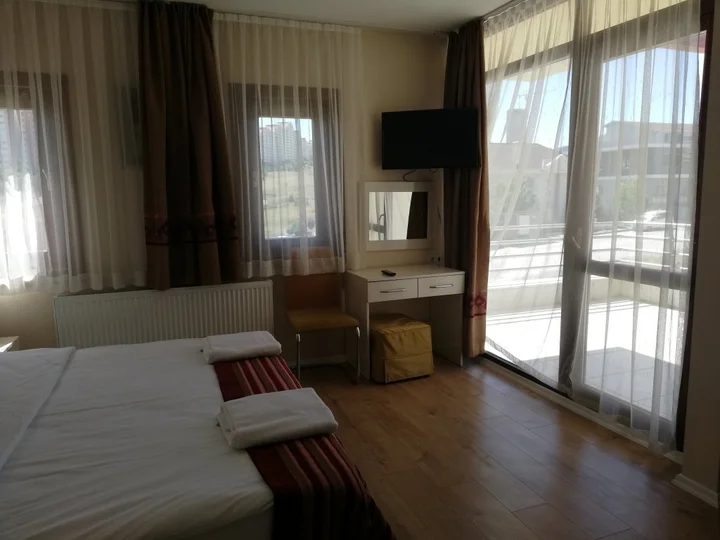 Анкара: A Studio Bilkent
