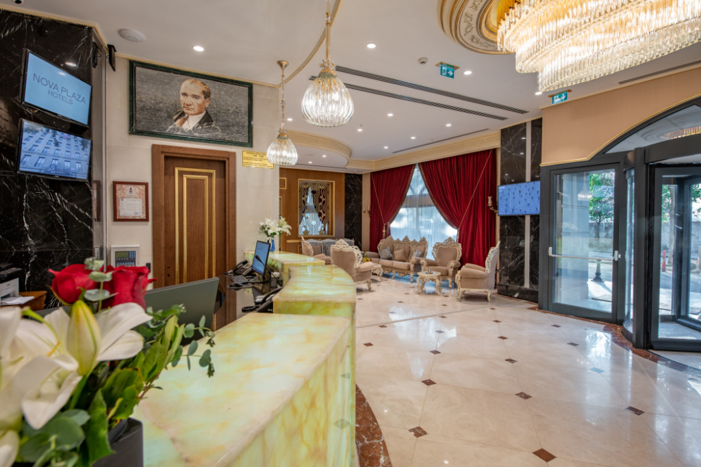 Стамбул: Nova Plaza Pera
