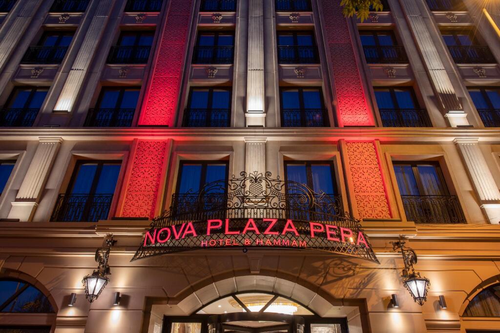 Стамбул: Nova Plaza Pera