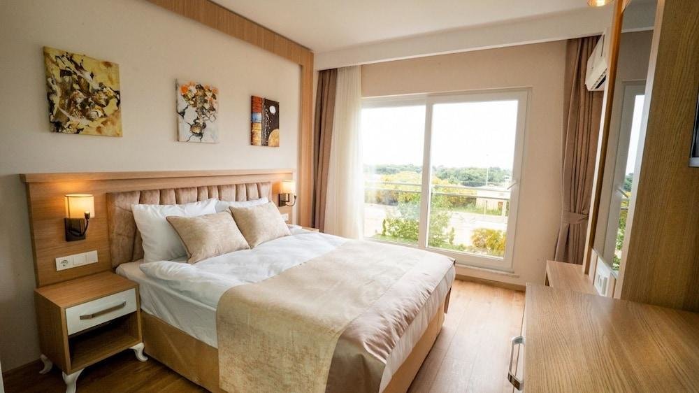 Анталья: Lara Garden Hotel