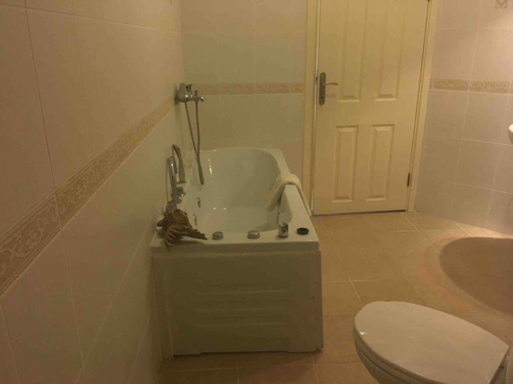 Дидим: Stunning 8 bed Penthouse in Altinkum ,didim