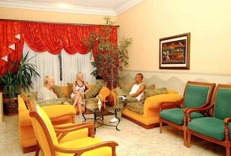 Кемер: UK Hotels Kiriş