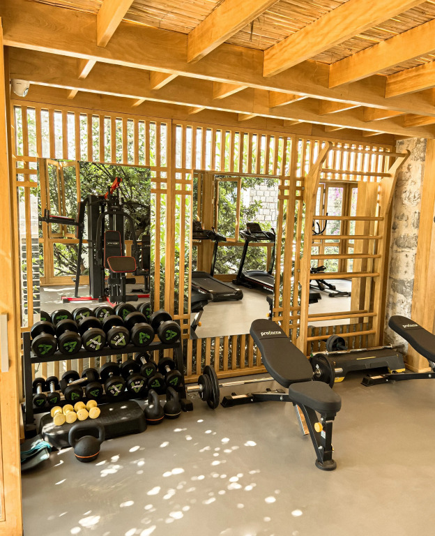 Турунч: Отель Pilos Suites
