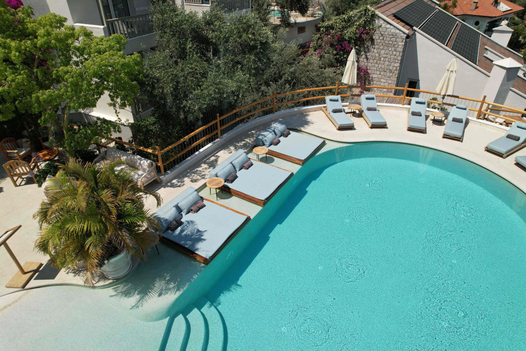 Турунч: Отель Pilos Suites