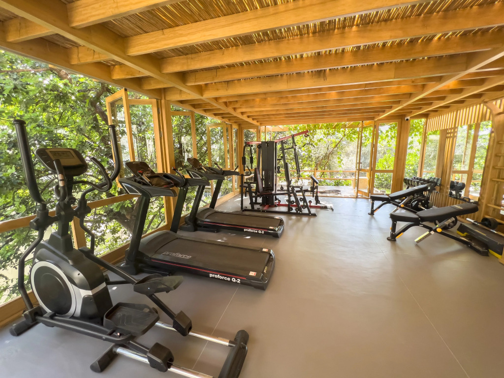 Турунч: Отель Pilos Suites