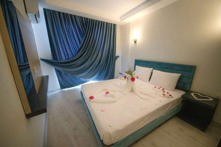 Аксу: Royal Towers Lara Hotel