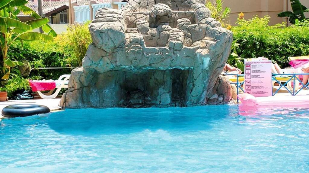 Мармарис: Celi̇k Apart Hotel