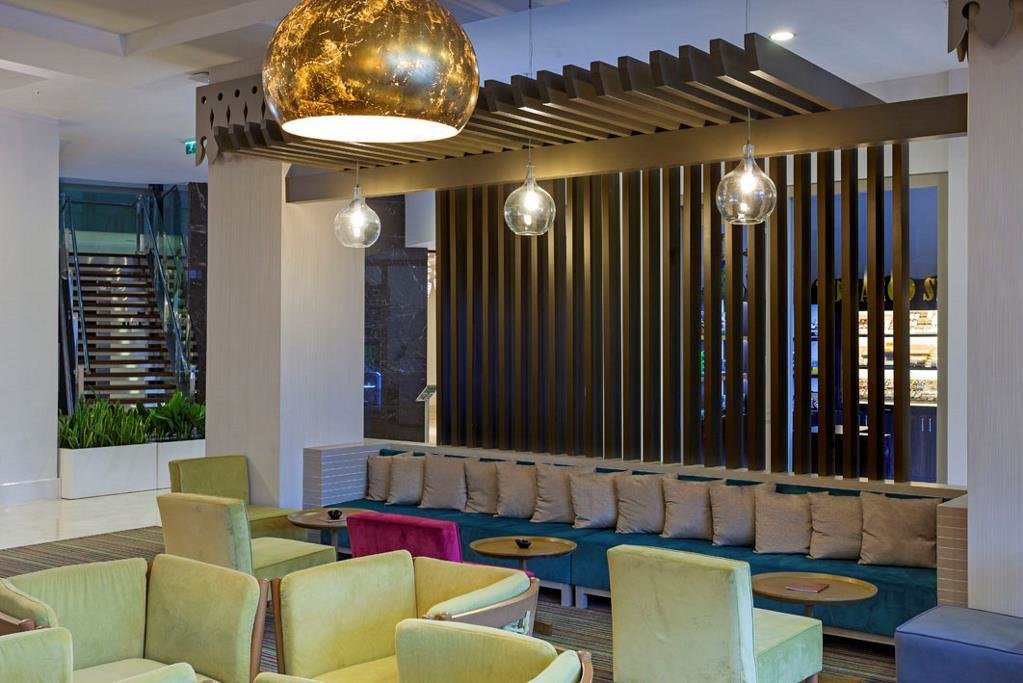 Аксу: Aska River Suites