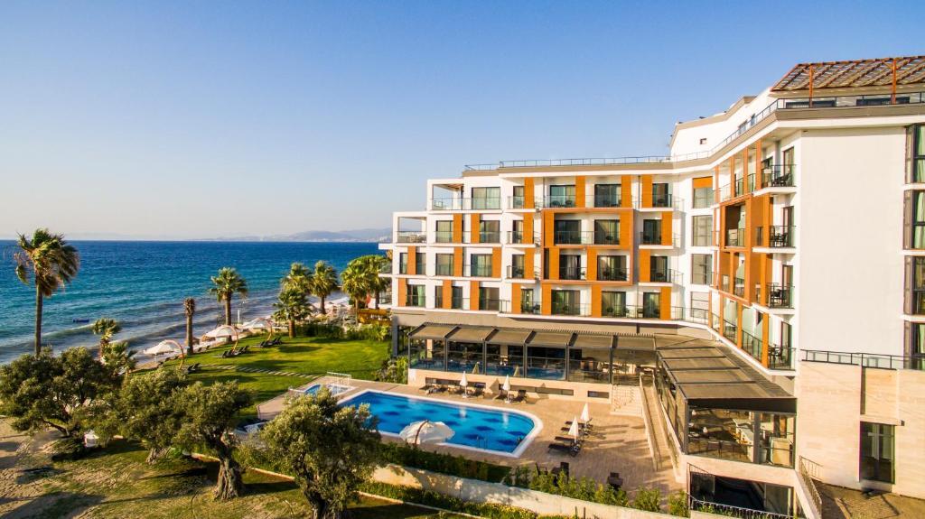 Гюзельчамлы: Maia Luxury Beach Hotel & Spa