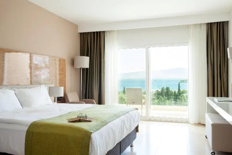 Тургутрейс: Club Mavi Hotel&Suites