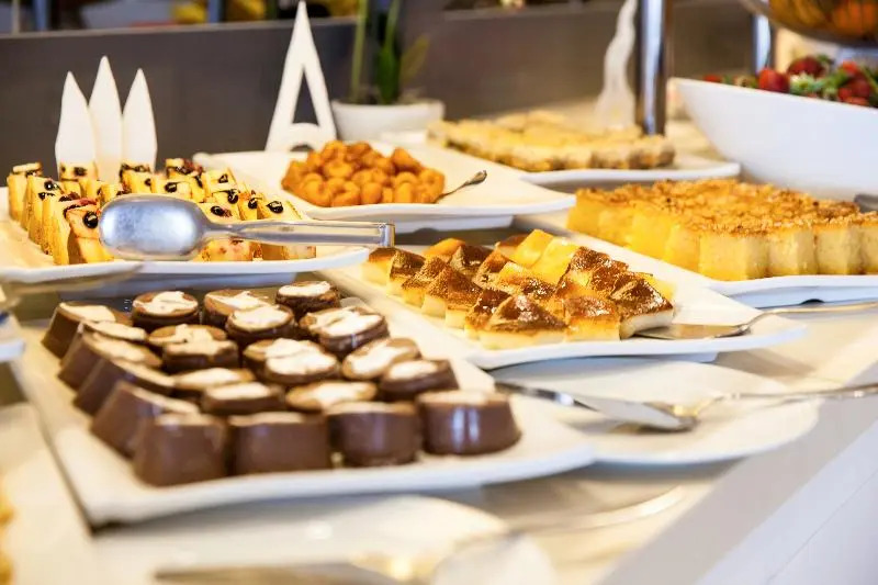 Тургутрейс: Club Mavi Hotel&Suites