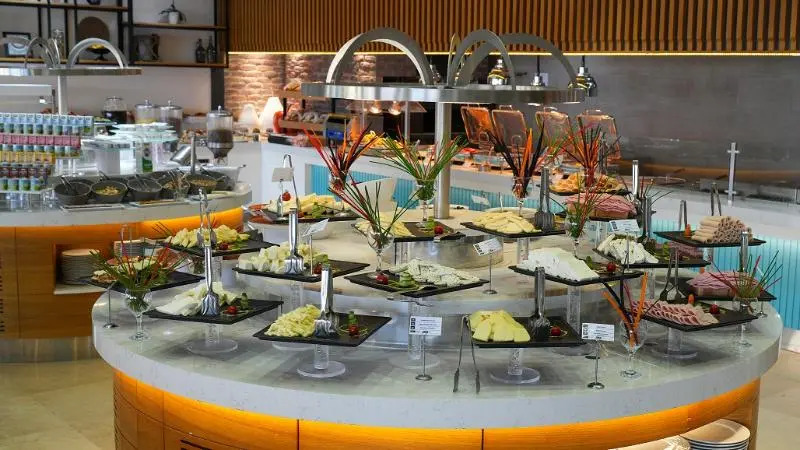 Тургутрейс: Club Mavi Hotel&Suites