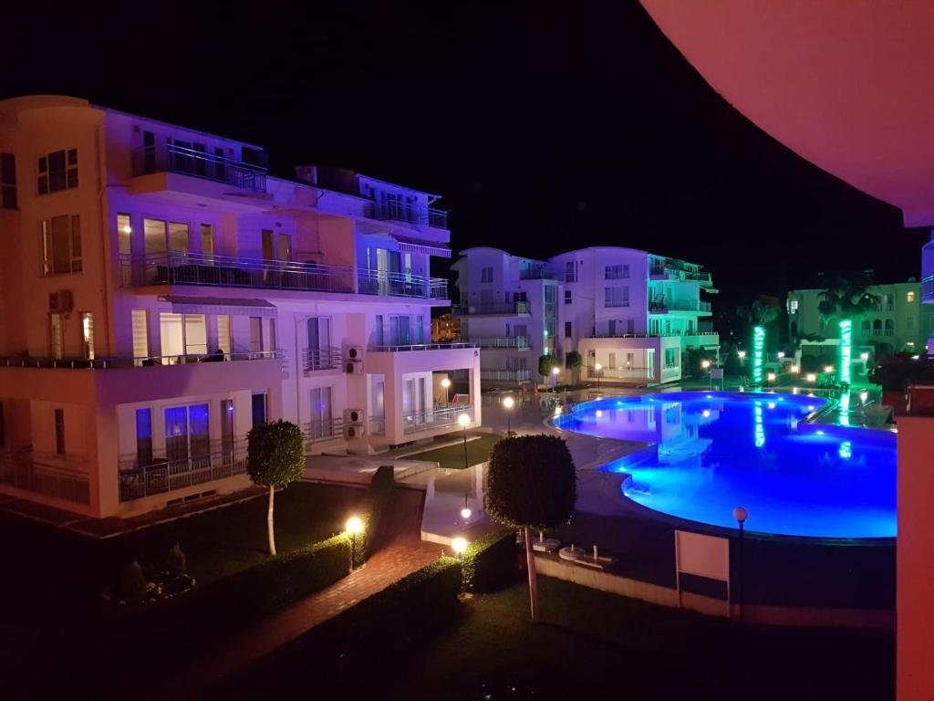 Белек: Antalya Belek 1 Nirvana Club First Floor Two Bedrooms Pool View with Water Slide Close to Center