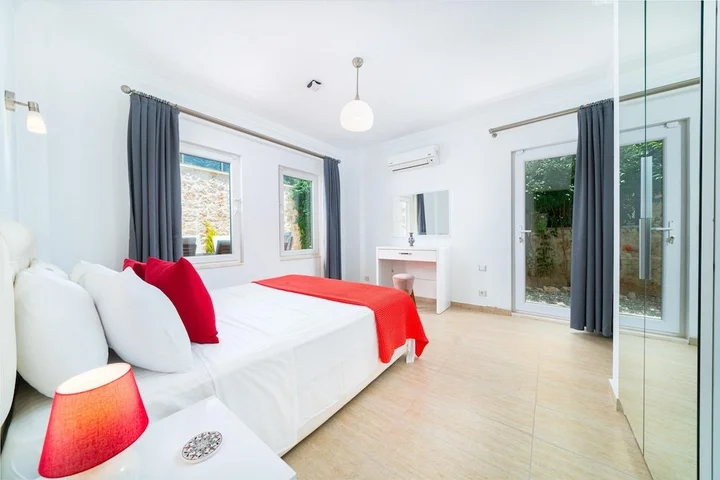 Калкан: Villa With 5 Bedrooms In Kalkan With Wonderful Sea View Private Pool Terrace