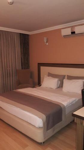Бартын: Kemer Otel