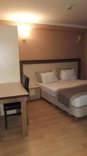 Бартын: Kemer Otel