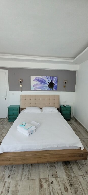 Бозджаада: Tenes Otel