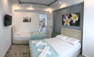 Бозджаада: Tenes Otel
