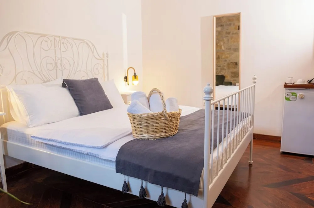 Зейтинликой: Salkım Butik Otel