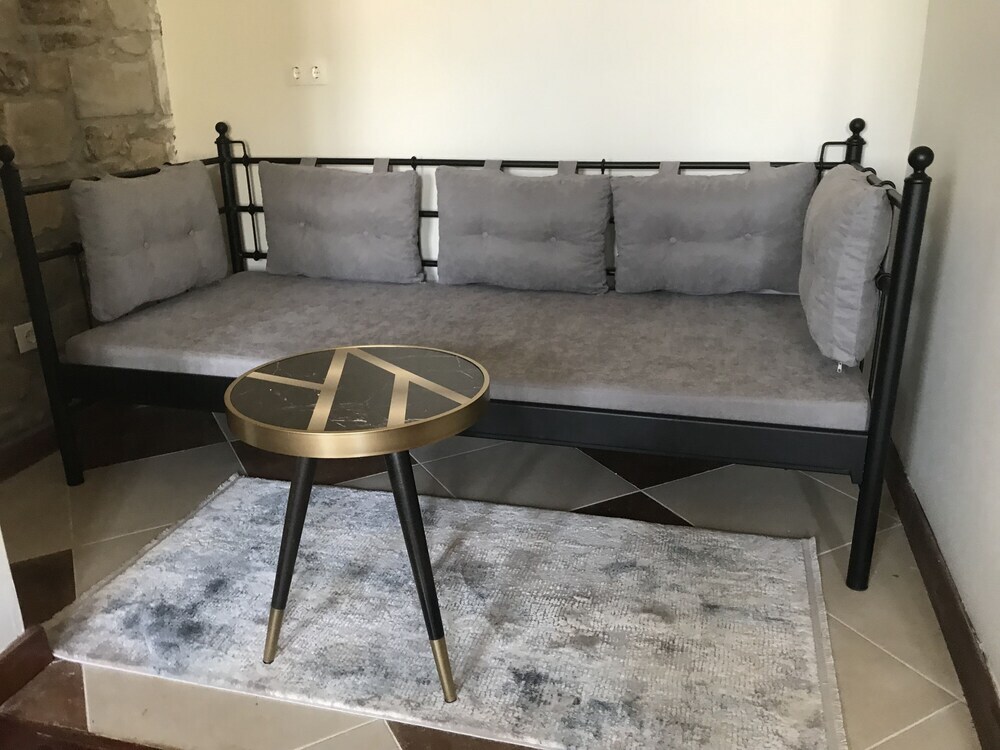 Зейтинликой: Salkım Butik Otel
