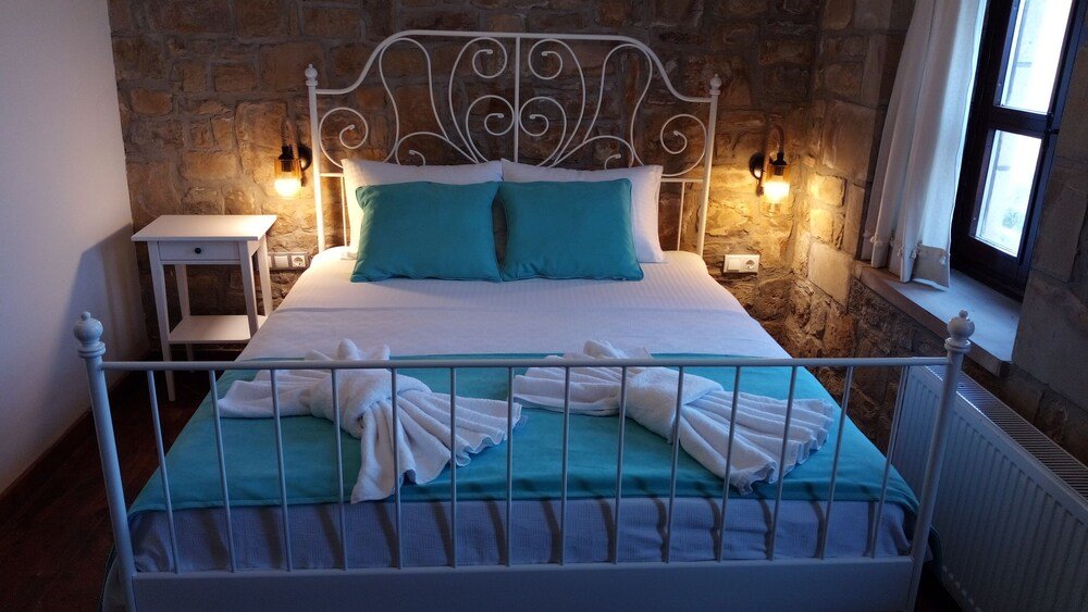 Зейтинликой: Salkım Butik Otel