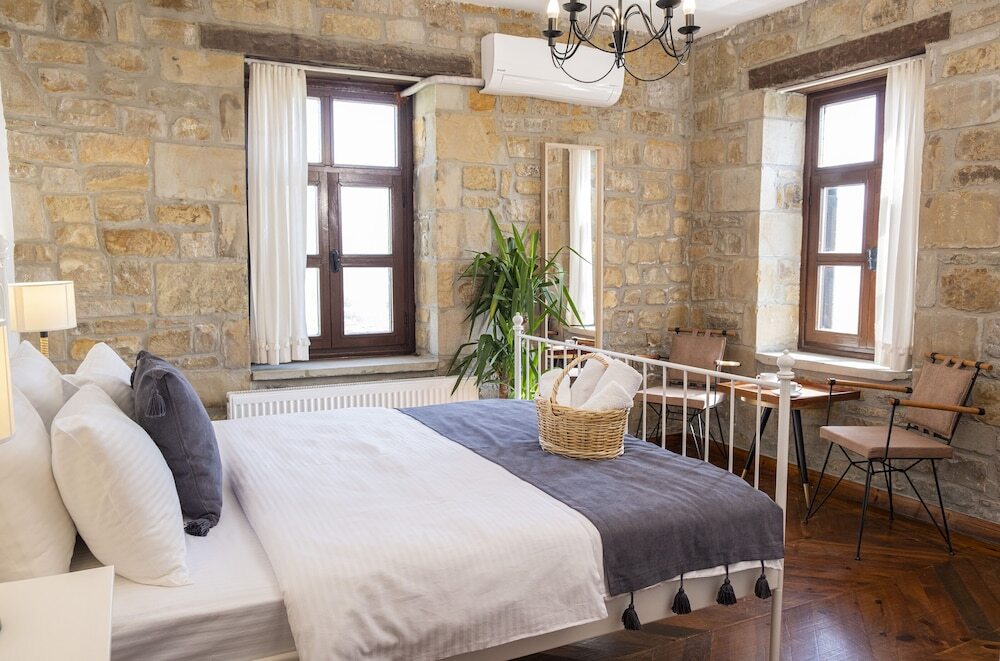 Зейтинликой: Salkım Butik Otel