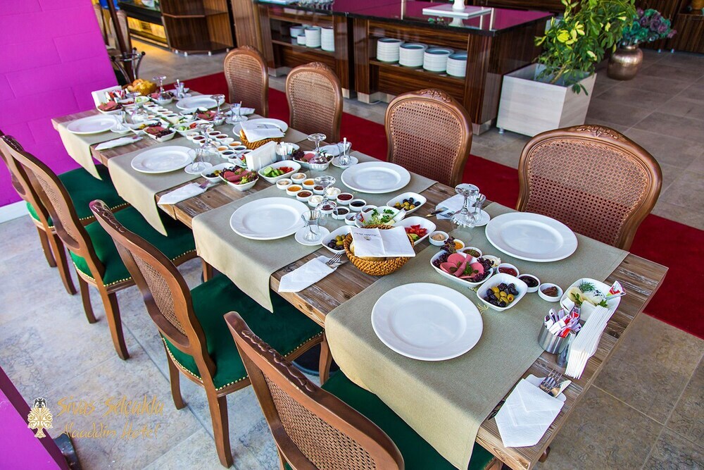 Сивас: Sivas Keykavus Hotel