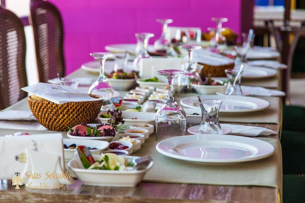 Сивас: Sivas Keykavus Hotel