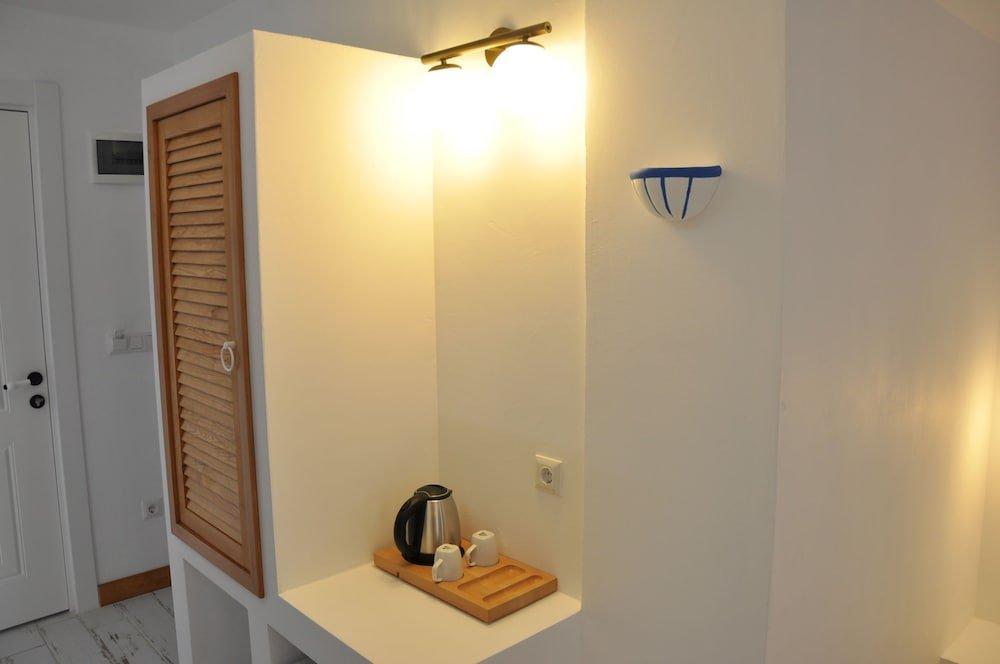 Айвалык: masmavi otel