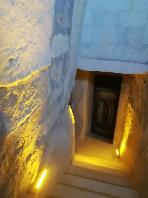 Учисар: cronoscappadocia