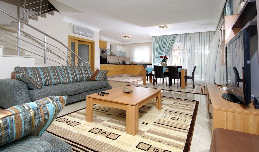 Белек: Paradise Town Villa Lucky	