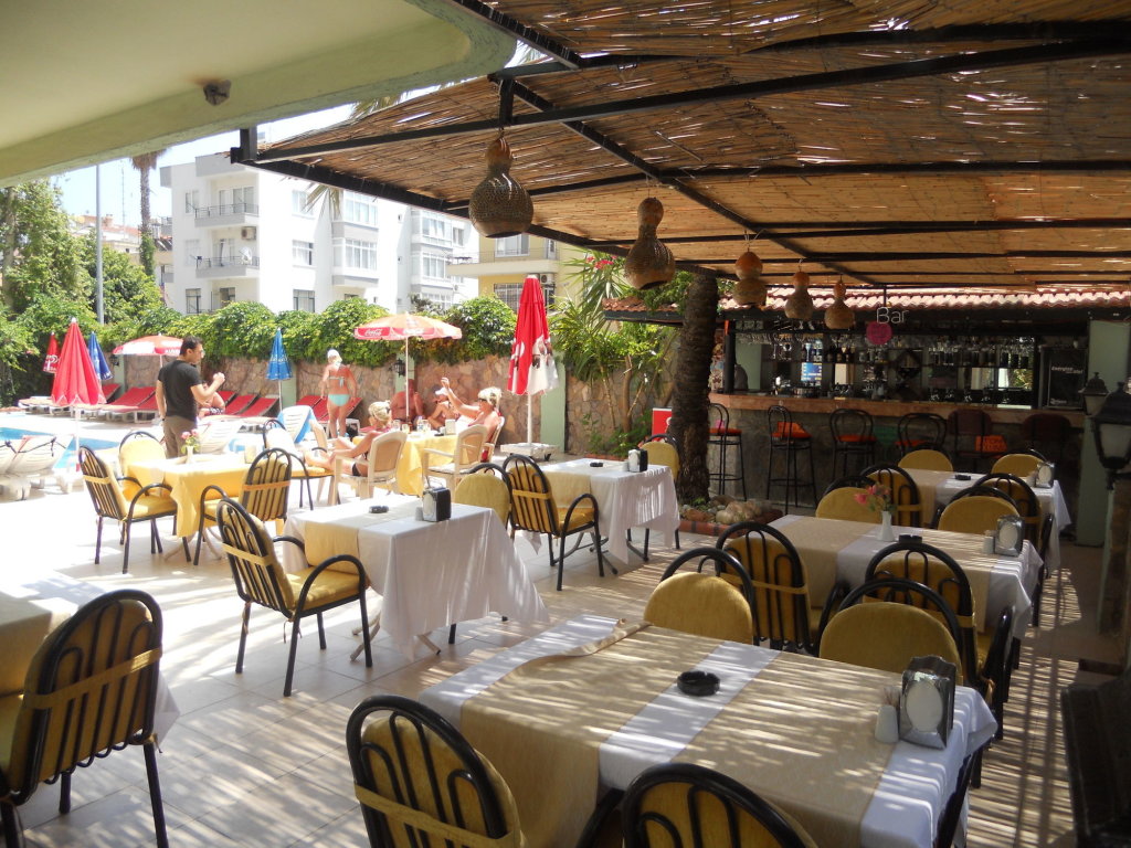 Аланья: Cleopatra Icaria Apart Hotel