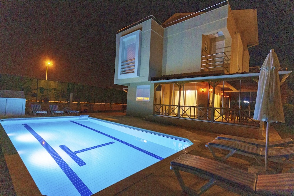 Белек: Paradise Town Villa Beltania