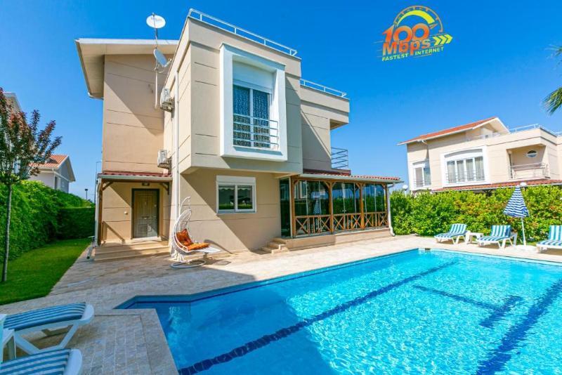 Белек: Paradise Town Villa Beltania